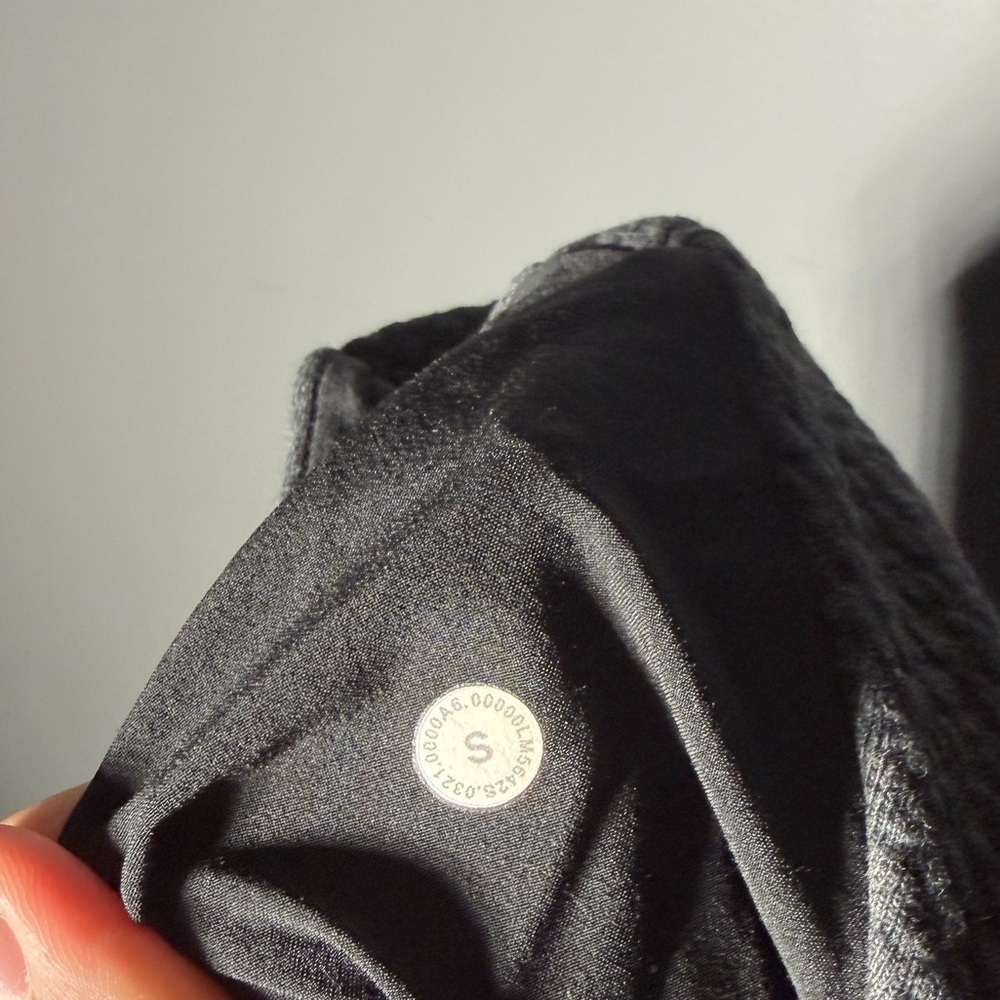 Lululemon At Ease Jogger Mens Size Small - Picture 4 of 5